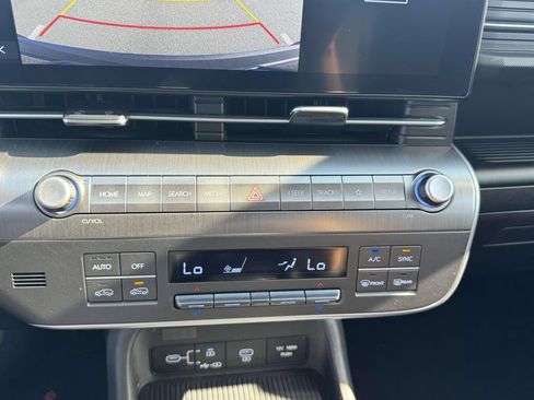 Used 2024 Hyundai Kona SEL AWD/4WD image 31