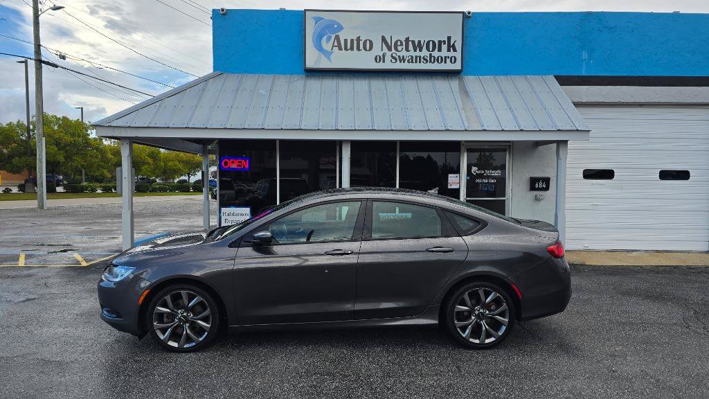 Used 2015 Chrysler 200 S w/ Navigation & Sound Group I AWD/4WD image 1