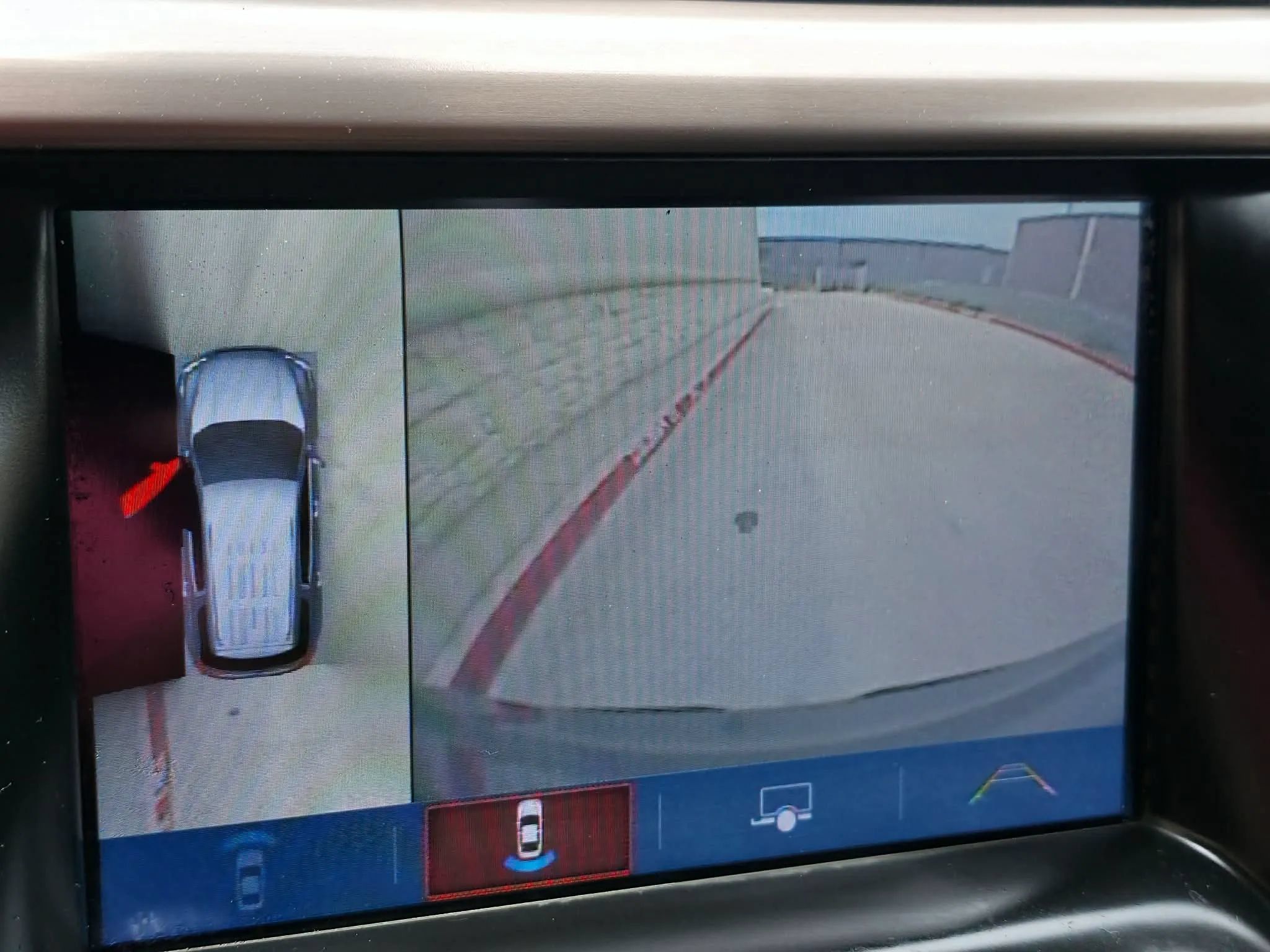 Used 2018 GMC Acadia Denali w/ Technology Package FWD image 27