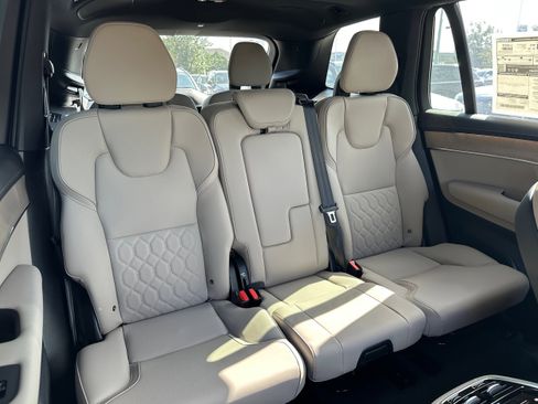 Used 2026 Volvo XC90 B6 Plus w/ Protection Package Premier image 8
