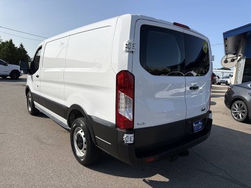 Used 2020 Ford Transit 250 Low Roof RWD image 5
