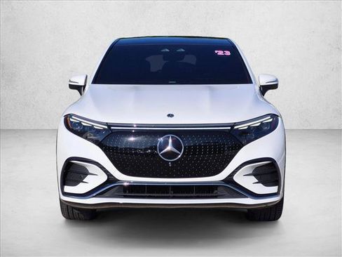 Used 2023 Mercedes-Benz EQS 450+ SUV image 2