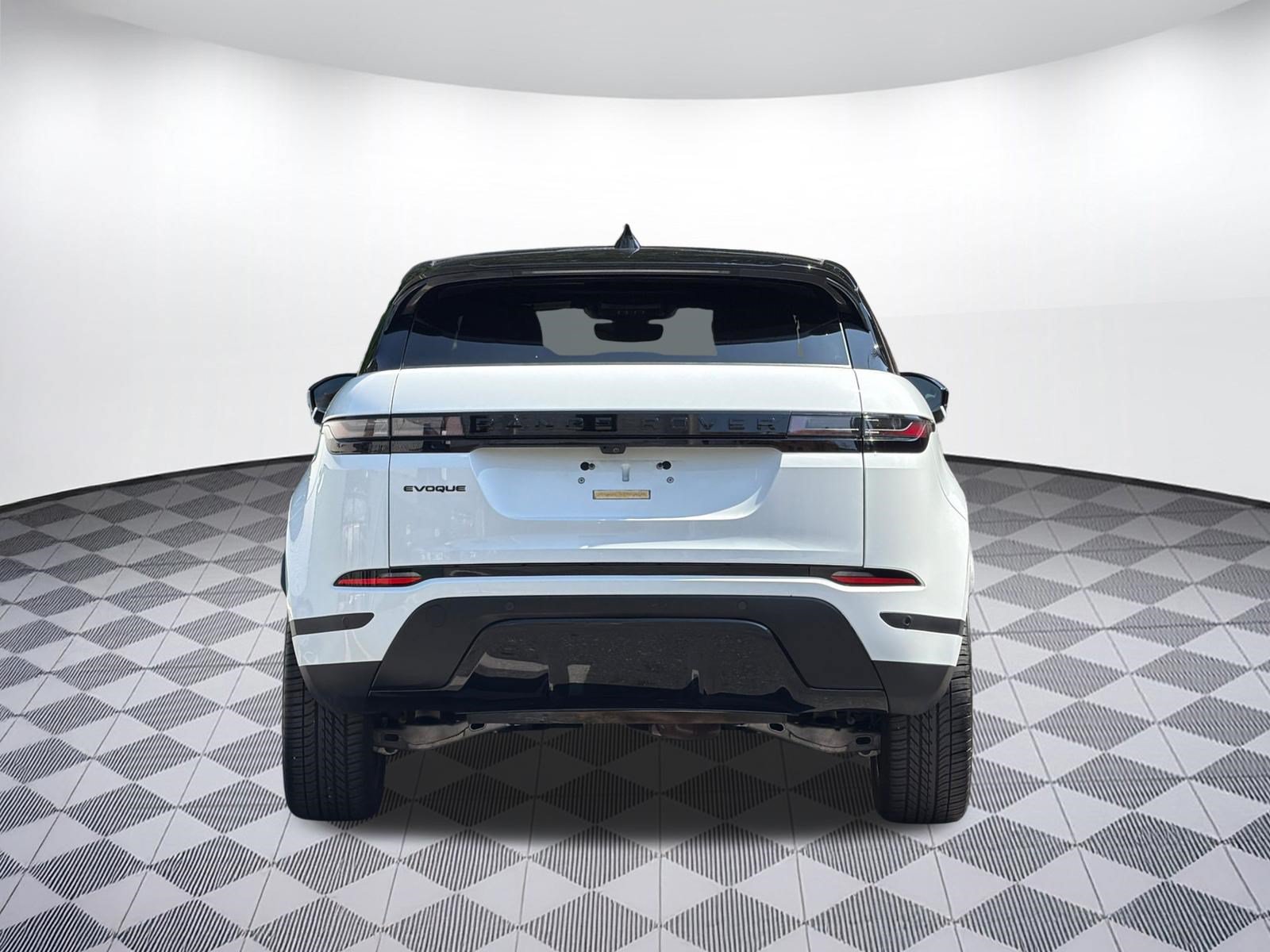 Used 2024 Land Rover Range Rover Evoque S AWD/4WD image 10