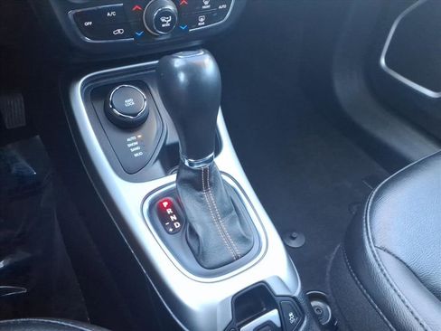 Used 2021 Jeep Compass Latitude w/ Convenience Group image 18