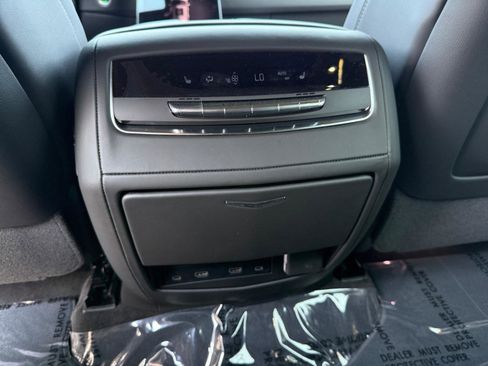 New 2026 Cadillac Escalade Platinum Sport AWD/4WD image 14