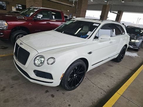 Used 2018 Bentley Bentayga Activity image 1