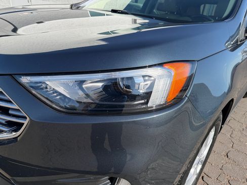 Certified 2022 Ford Edge SEL w/ Convenience Package AWD/4WD image 9
