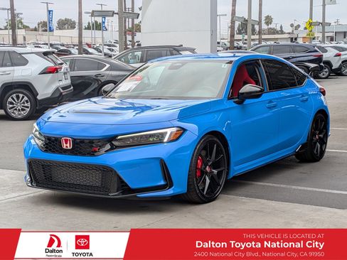 Used 2025 Honda Civic Type R image 1