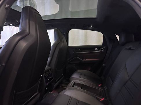 New 2025 Porsche Cayenne Turbo image 99
