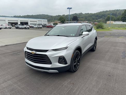Used 2021 Chevrolet Blazer LT AWD/4WD image 1