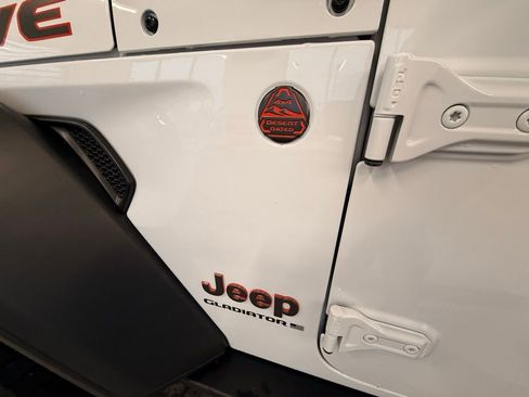 Used 2023 Jeep Gladiator Mojave w/ LED Lighting Group image 22