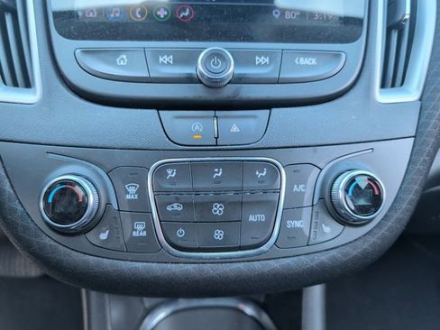 Used 2023 Chevrolet Malibu LT w/ Driver Confidence Package FWD image 18