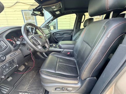 Used 2021 Nissan Titan PRO-4X w/ Pro-4x Convenience Package image 20