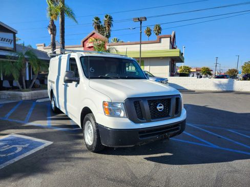 Used 2018 Nissan NV 2500 S RWD image 1