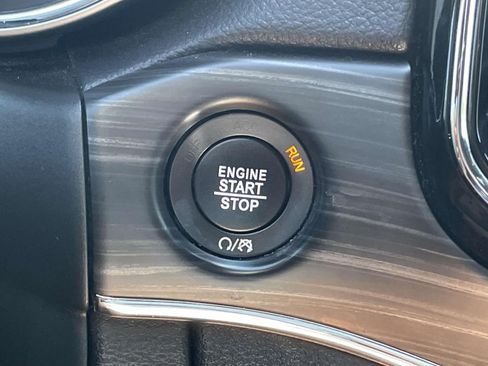 Used 2020 Jeep Grand Cherokee Limited RWD image 23