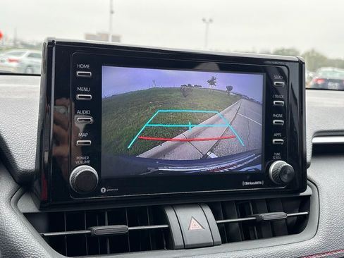 Used 2022 Toyota RAV4 SE image 22