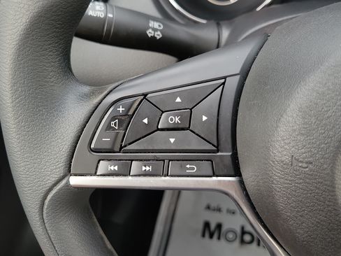 Used 2020 Nissan Rogue Sport S AWD/4WD image 23