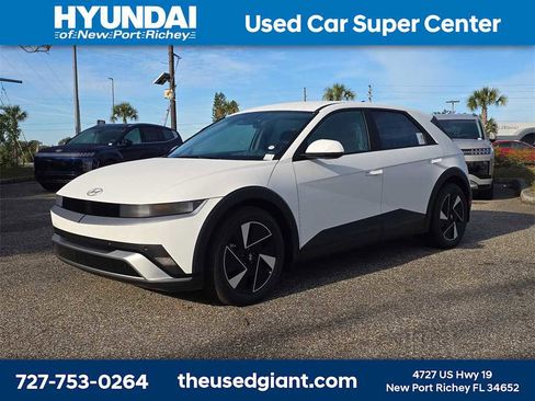 New 2026 Hyundai Ioniq 5 SEL image 2