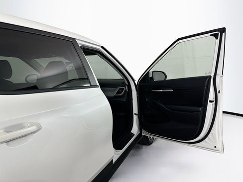 Used 2026 Kia Seltos LX AWD/4WD image 29