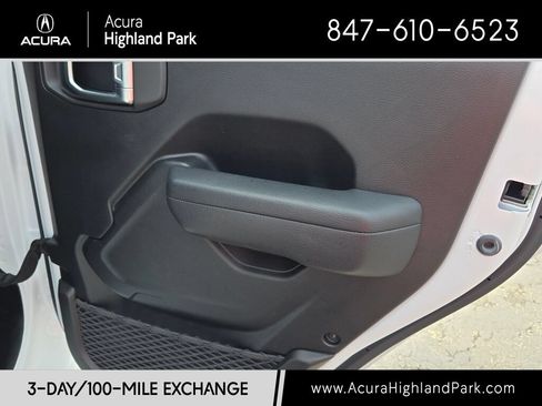 Used 2022 Jeep Wrangler Unlimited Rubicon 4xe w/ Cold Weather Group AWD/4WD image 14