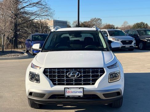 New 2026 Hyundai Venue SEL image 2