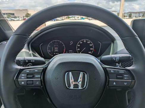 Used 2023 Honda Civic Sport image 29