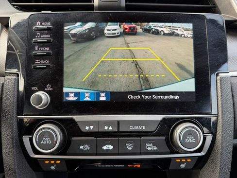 Used 2019 Honda Civic EX image 9