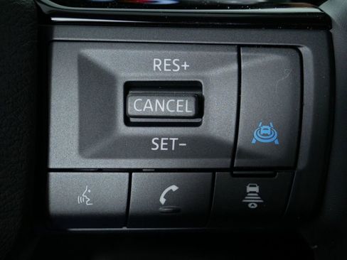 New 2026 Nissan Rogue Platinum image 27