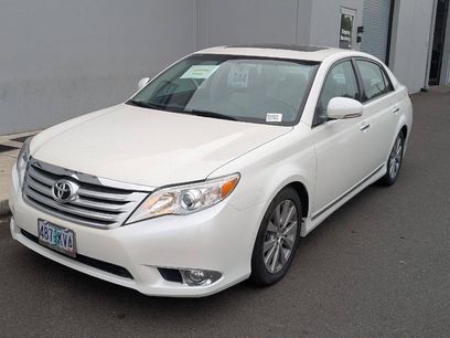 Used 2011 Toyota Avalon Limited
