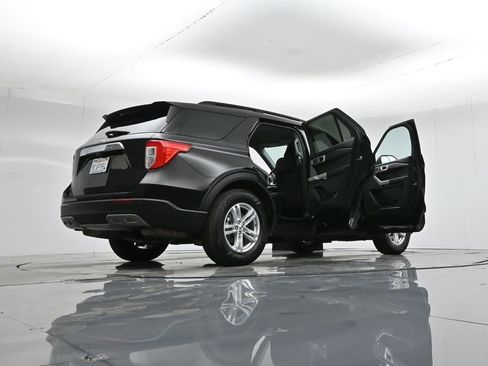 Certified 2022 Ford Explorer XLT w/ Equipment Group 202A image 47