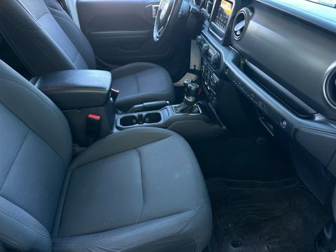 Used 2022 Jeep Wrangler Unlimited Sport AWD/4WD image 15