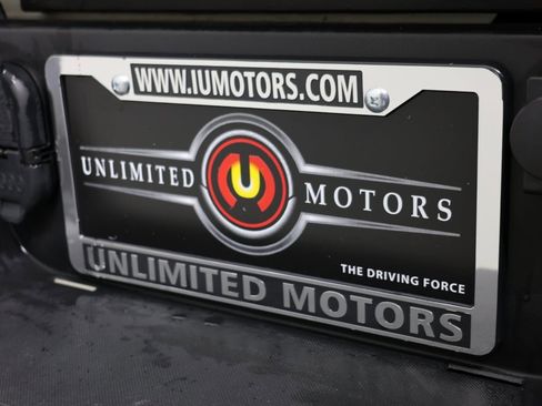 Used 2020 Ford F350 Platinum w/ FX4 Off-Road Package image 22