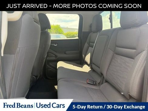 Used 2023 Nissan Frontier SV w/ SV Convenience Package AWD/4WD image 13
