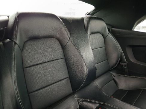 Used 2020 Ford Mustang Premium RWD image 10