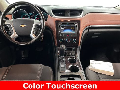 Used 2017 Chevrolet Traverse LT w/ Style and Technology Package AWD/4WD image 2
