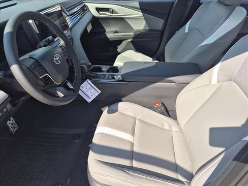 New 2026 Toyota Camry SE FWD image 4