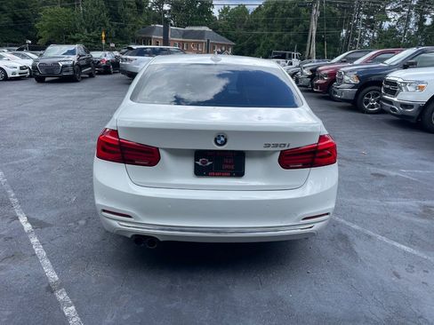 Used 2017 BMW 330i Sedan RWD image 7