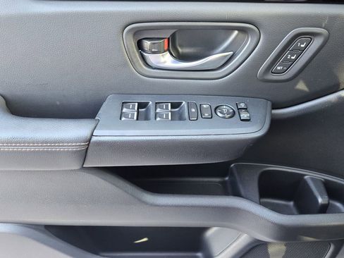 Used 2024 Honda Pilot TrailSport image 25