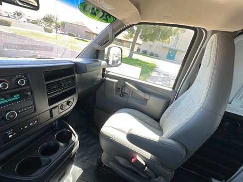 Used 2020 GMC Savana 2500 w/ Driver Convenience Package RWD image 13