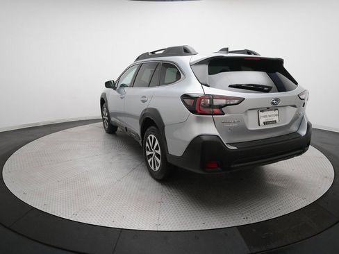 Used 2025 Subaru Outback Premium w/ Popular Package #1A image 32