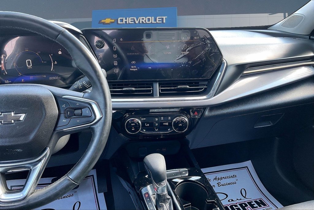 Used 2025 Chevrolet Trax ACTIV w/ Driver Confidence Package FWD image 10