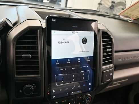 Used 2020 Ford F250 XL w/ STX Appearance Package image 16