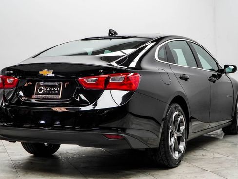 Used 2023 Chevrolet Malibu LT FWD image 10