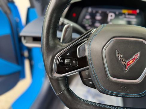 Used 2021 Chevrolet Corvette Stingray Premium Cpe w/ Z51 Performance Package RWD image 26