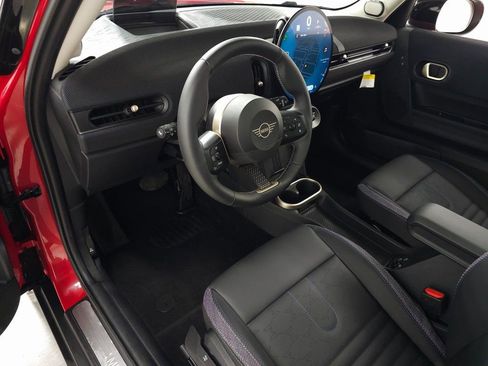 Used 2025 MINI Cooper S FWD image 11