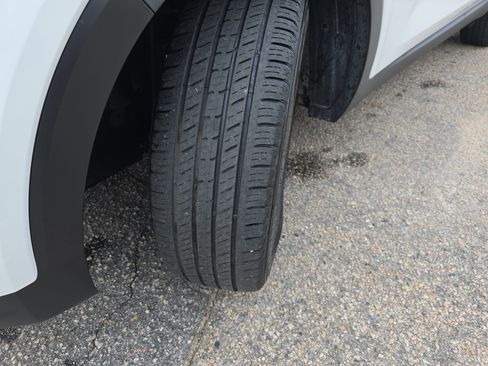 Used 2016 Kia Sorento LX image 35