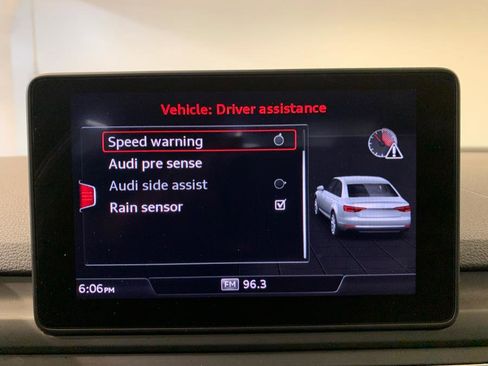 Used 2019 Audi A4 2.0T Premium w/ Convenience Package image 30