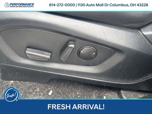 Used 2023 Ford Explorer Limited image 18