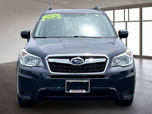 Used 2016 Subaru Forester 2.5i Premium AWD/4WD image 4