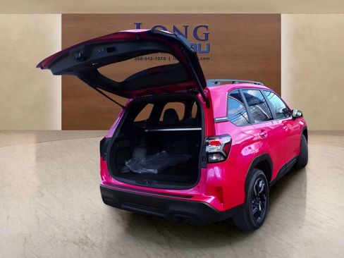 Certified 2025 Subaru Forester Premium image 8